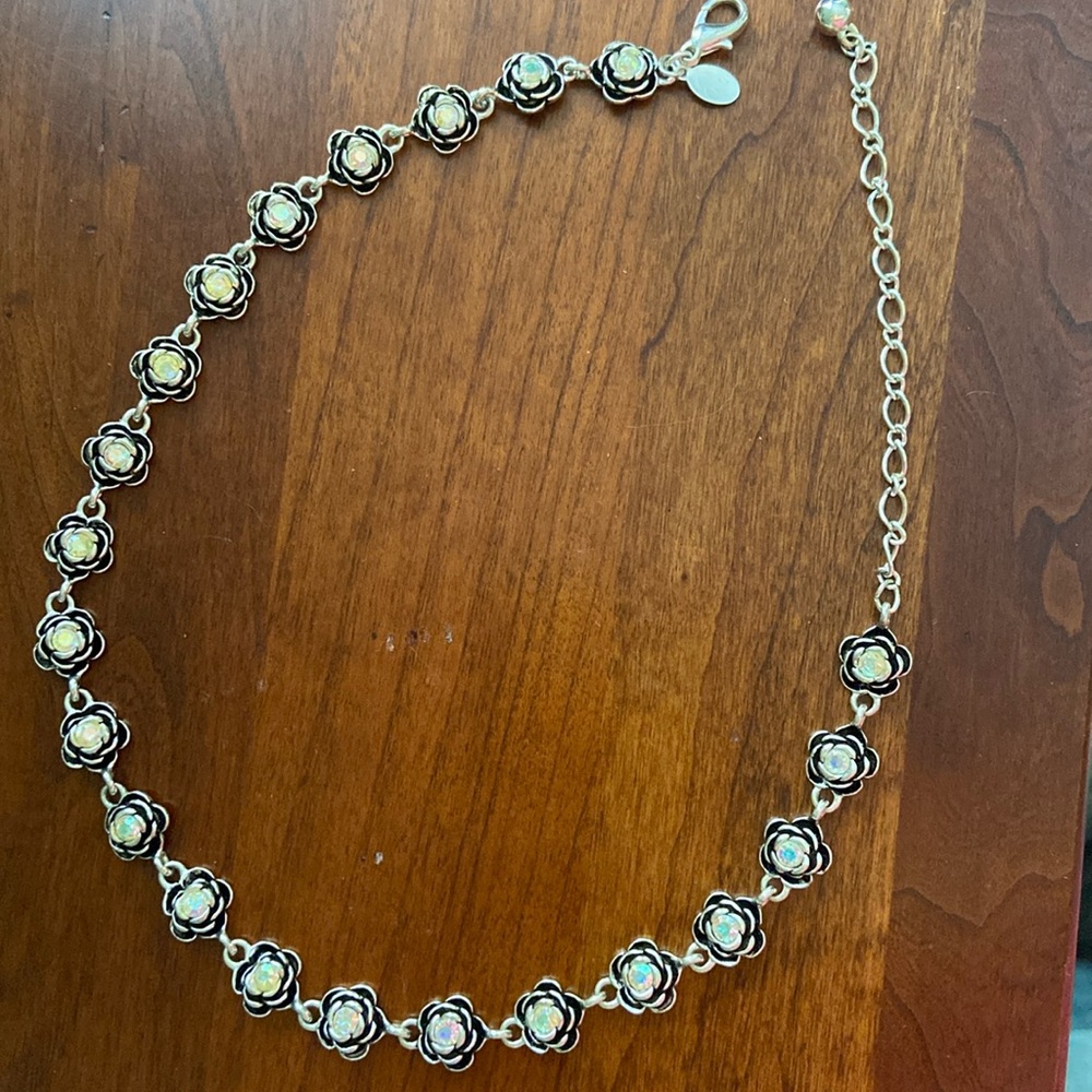 Premier necklace, rosebuds w/crystals. 18” shortens to 14” DOES NOT TARNISH